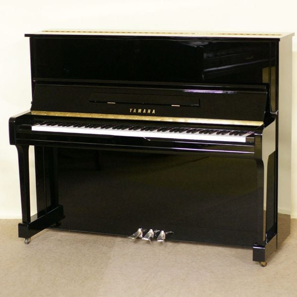 Đàn Piano Cơ Yamaha U100