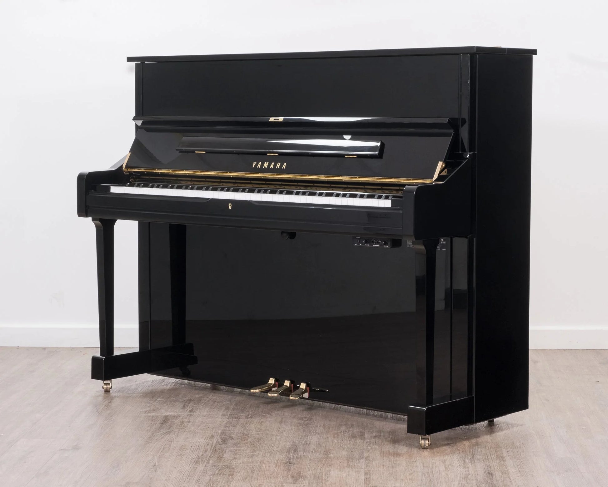 Đàn Piano Cơ Yamaha U1H Silent