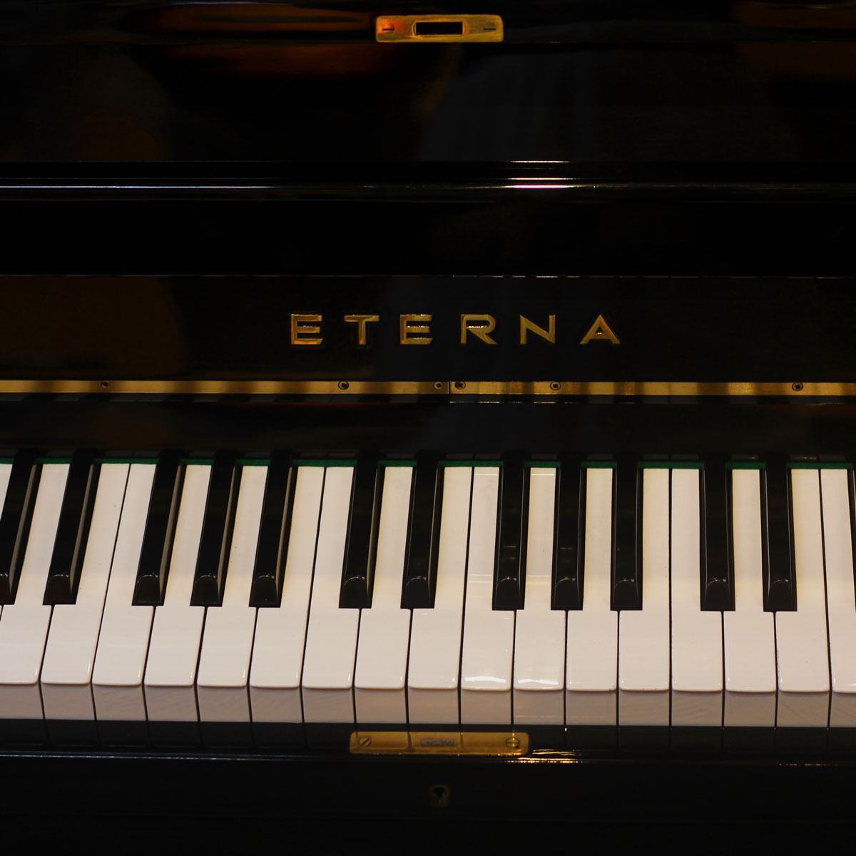 piano eterna 10