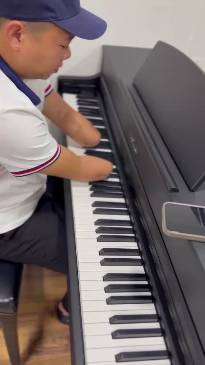 Load video: Đàn Piano Điện Asahi Aurora Series A202, White