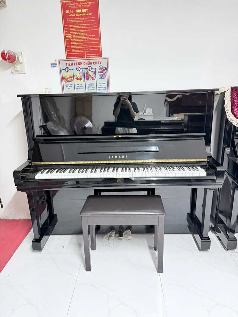 Yamaha U3M