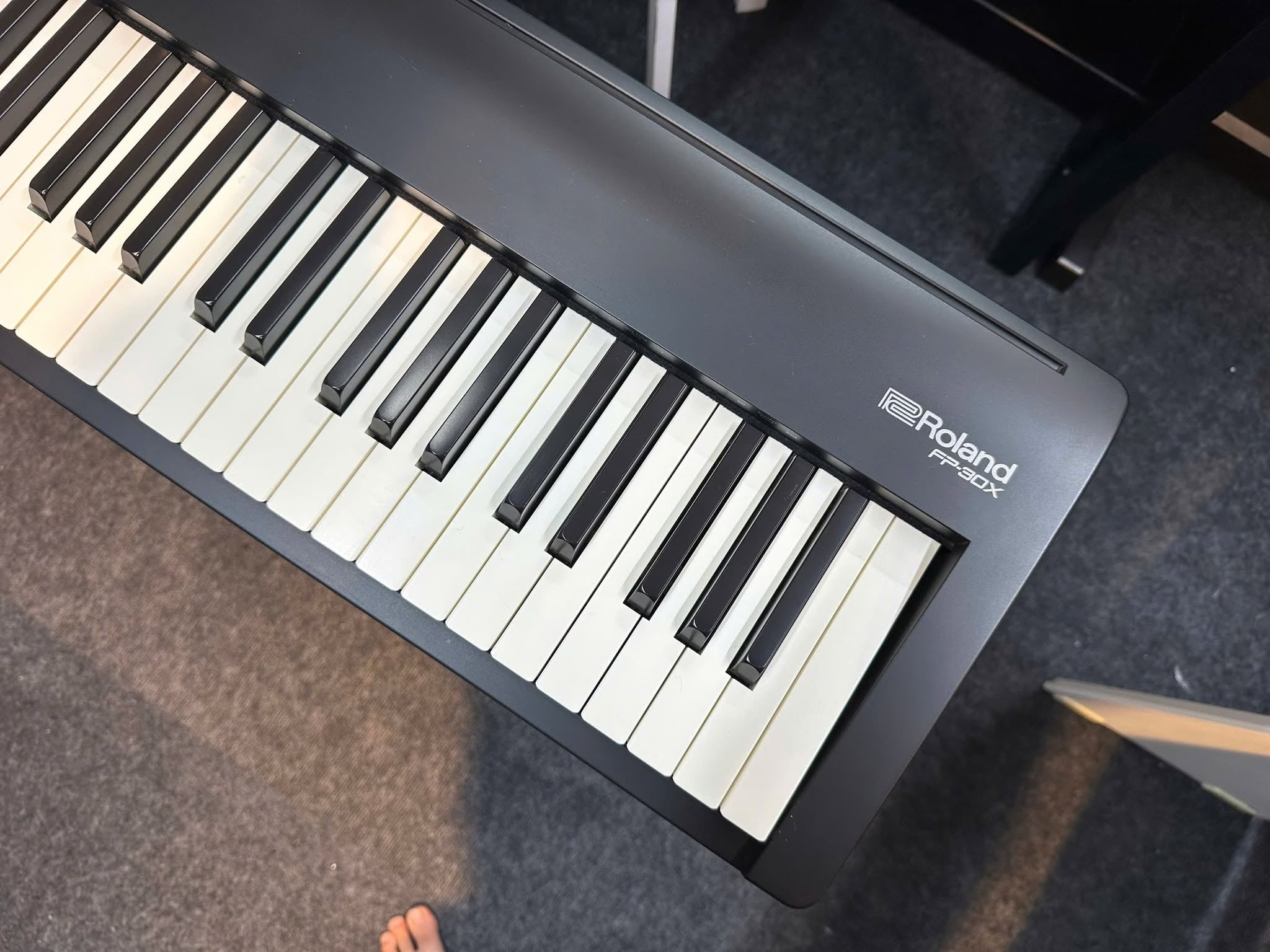 Đàn Piano Điện Roland FP30X
