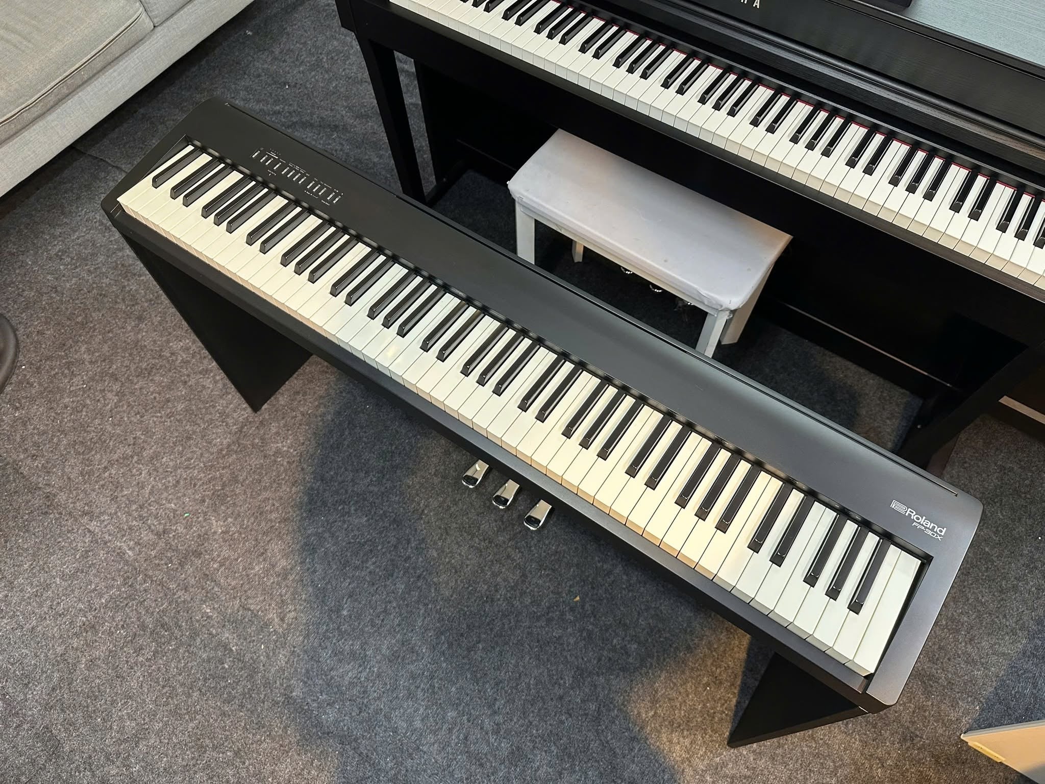 Đàn Piano Điện Roland FP30X