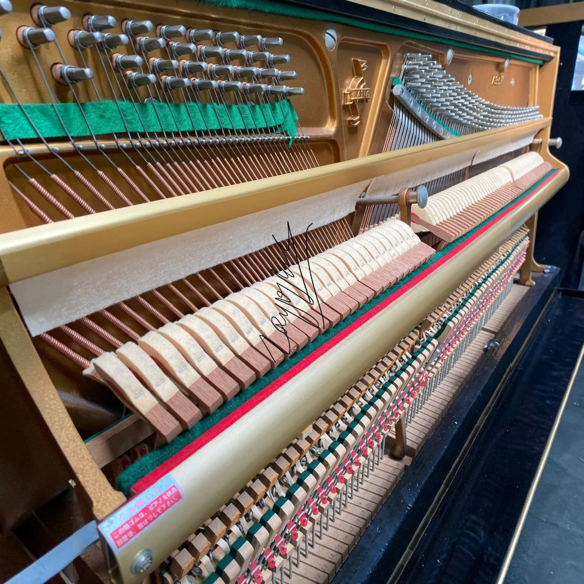 Bộ máy đàn piano cơ Atlas A35H tại TÂN NHẠC CỤ với búa đàn nỉ và khung gang chi tiết