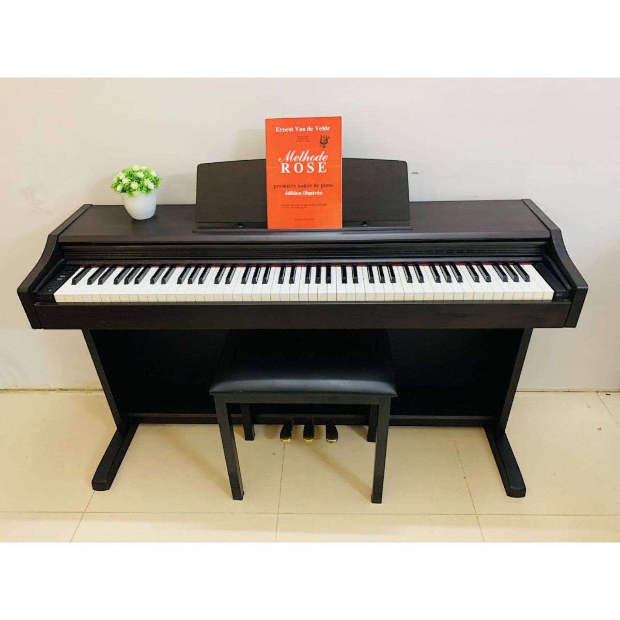 Đàn piano điện Casio AP33 màu nâu gỗ sang trọng với 88 phím chuẩn tại TÂN NHẠC CỤ