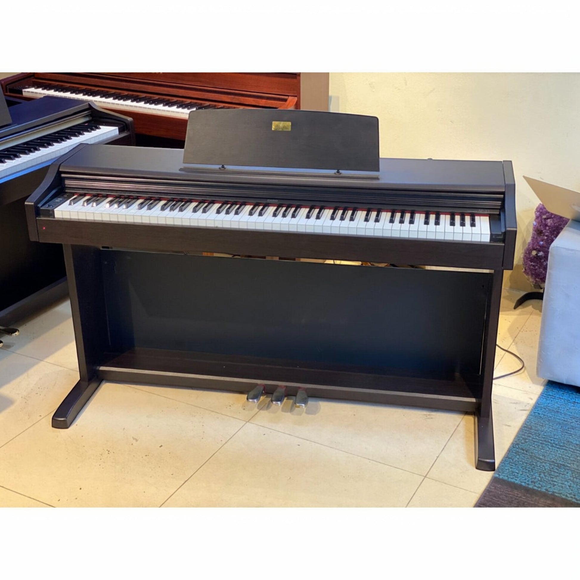 Đàn piano điện Casio AP33 màu nâu gỗ sang trọng với 88 phím chuẩn tại cửa hàng TÂN NHẠC CỤ