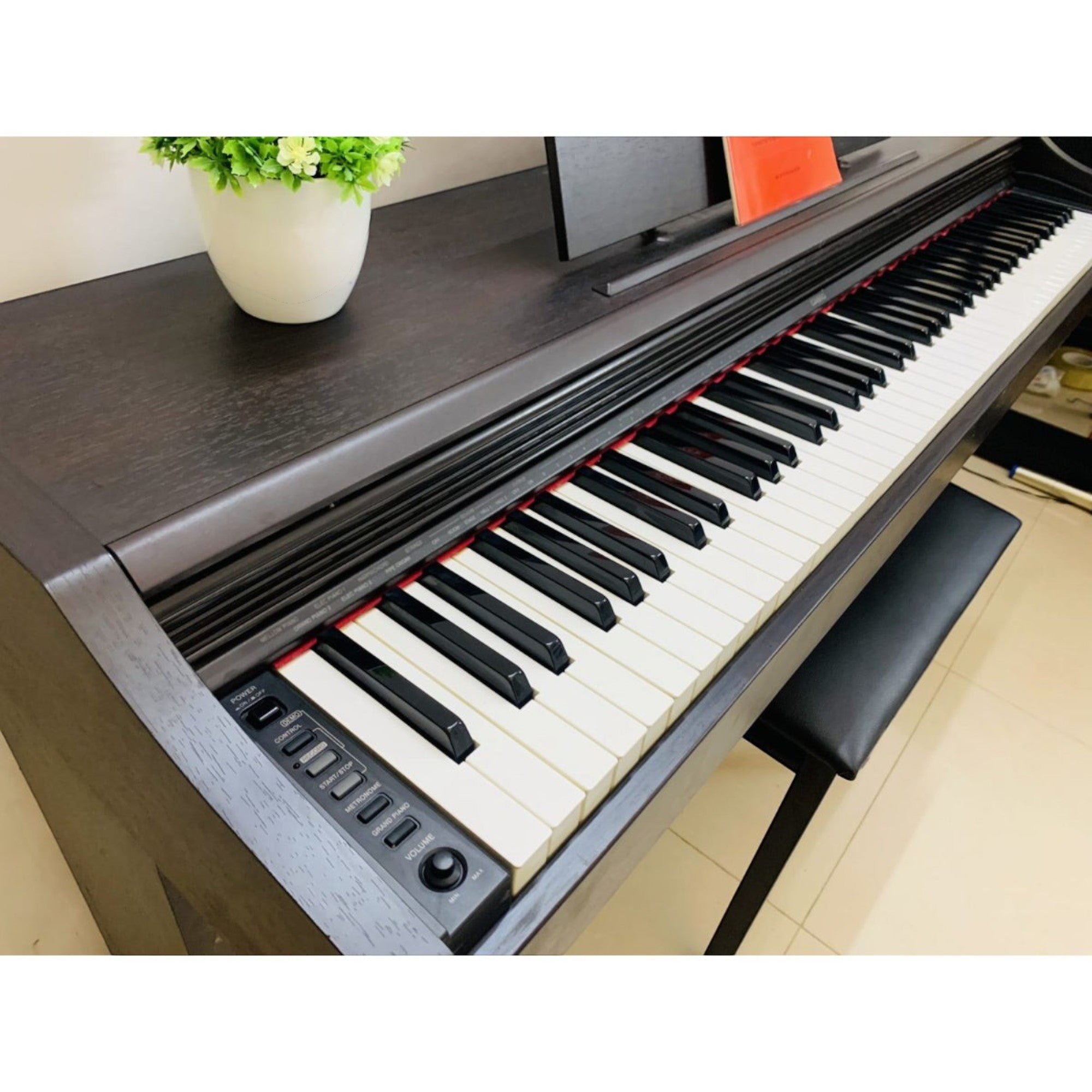 Đàn piano điện Casio AP33 màu nâu gỗ sang trọng với 88 phím chuẩn tại TÂN NHẠC CỤ