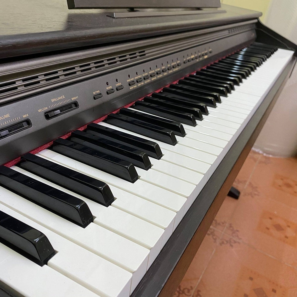 Đàn piano điện Casio AP45 tại TÂN NHẠC CỤ với bàn phím búa 88 phím màu đen sang trọng