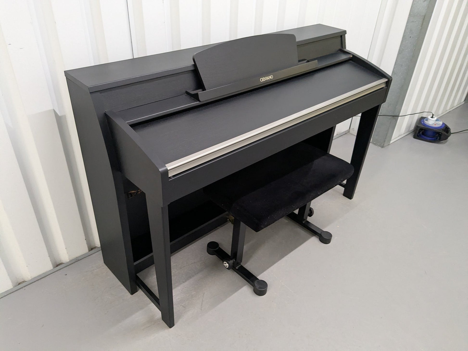 Đàn piano điện Casio AP620 màu đen sang trọng với thiết kế dáng tủ Celviano tại TÂN NHẠC CỤ
