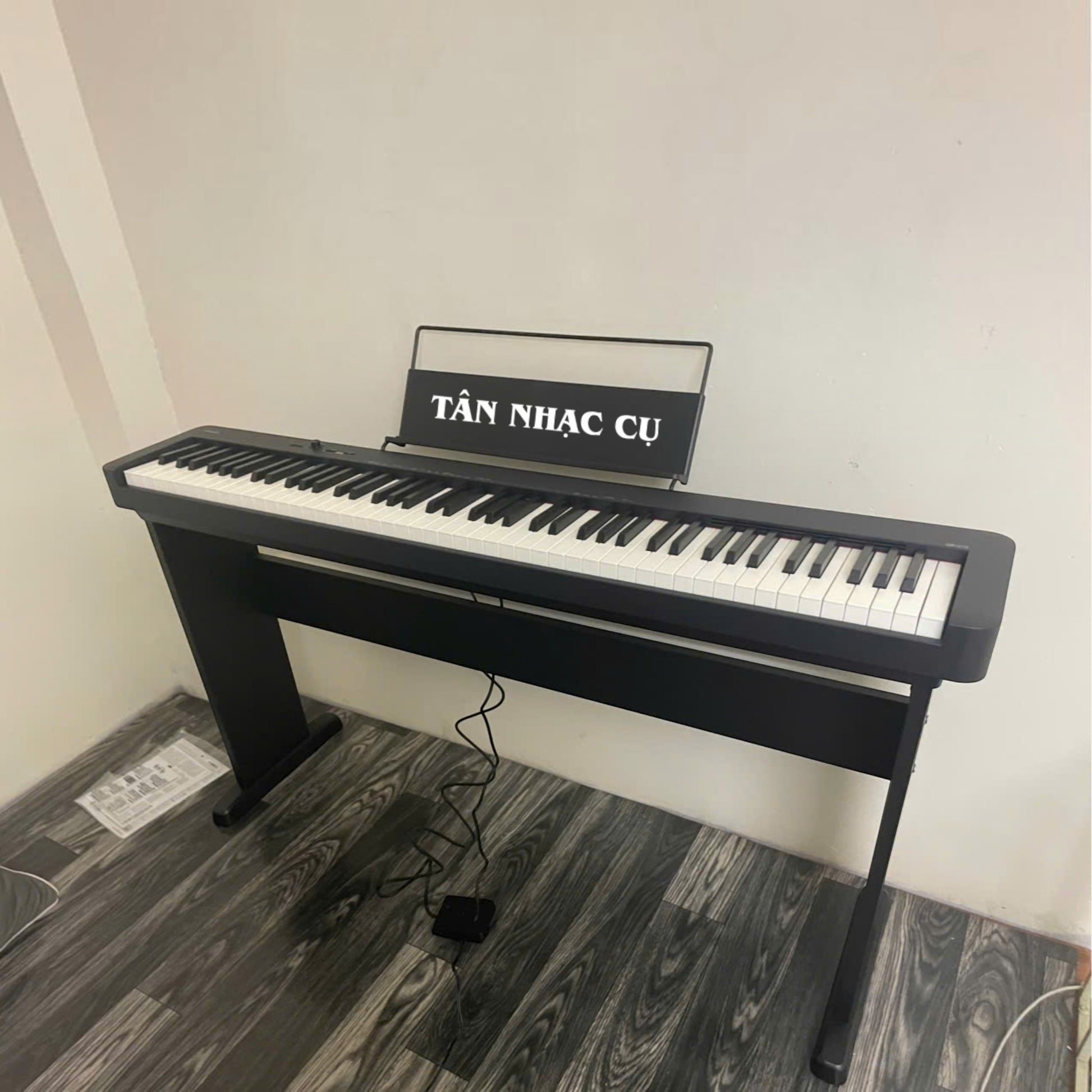 Đàn piano điện Casio CDP-S110 màu đen tại TÂN NHẠC CỤ, thiết kế mỏng 88 phím búa kèm giá nhạc và chân đàn
