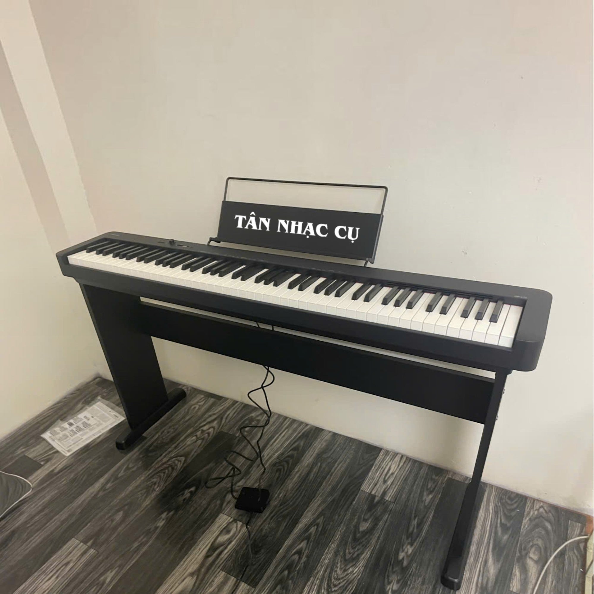 Đàn piano điện Casio CDP-S110 màu đen tại TÂN NHẠC CỤ, thiết kế mỏng 88 phím búa kèm giá nhạc và chân đàn