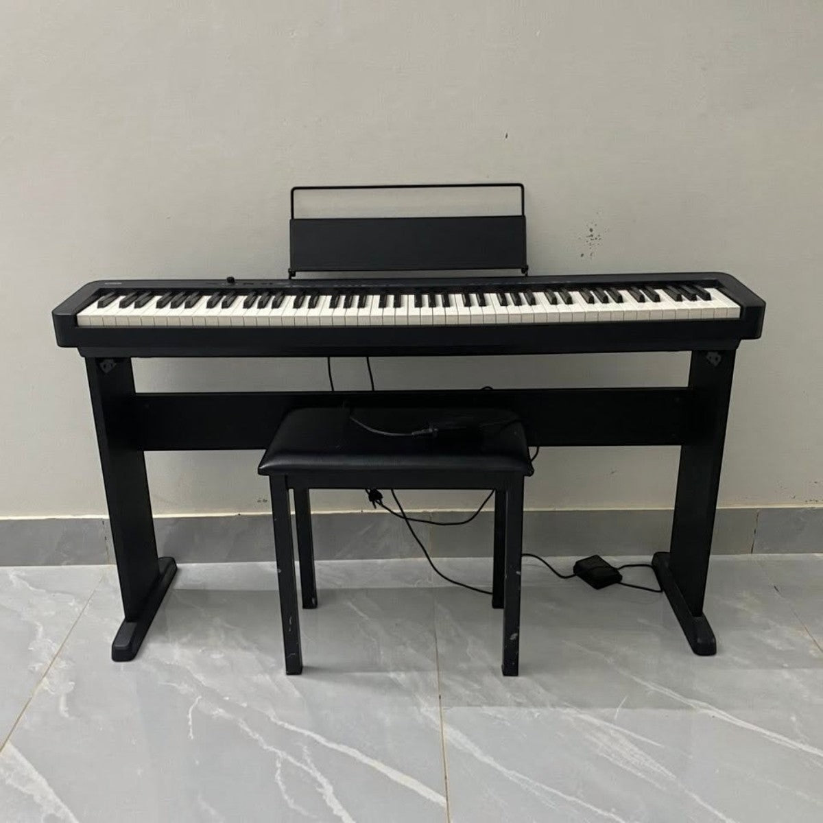 Đàn piano điện Casio CDP-S150 màu đen tại TÂN NHẠC CỤ, thiết kế 88 phím búa, kèm ghế và giá nhạc