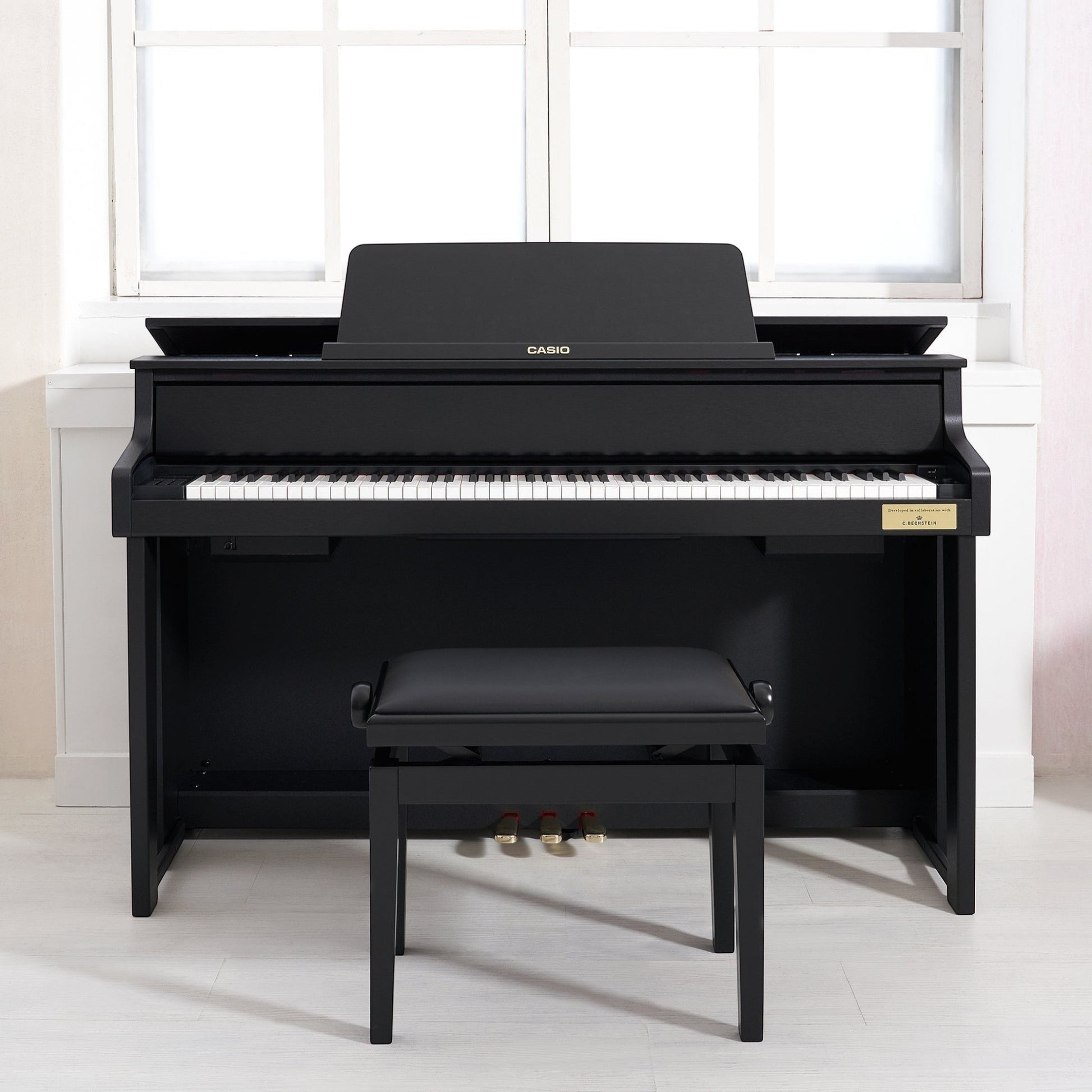 Đàn piano điện Casio GP-310 màu đen tại showroom TÂN NHẠC CỤ với bộ máy phím gỗ búa cơ chân thực