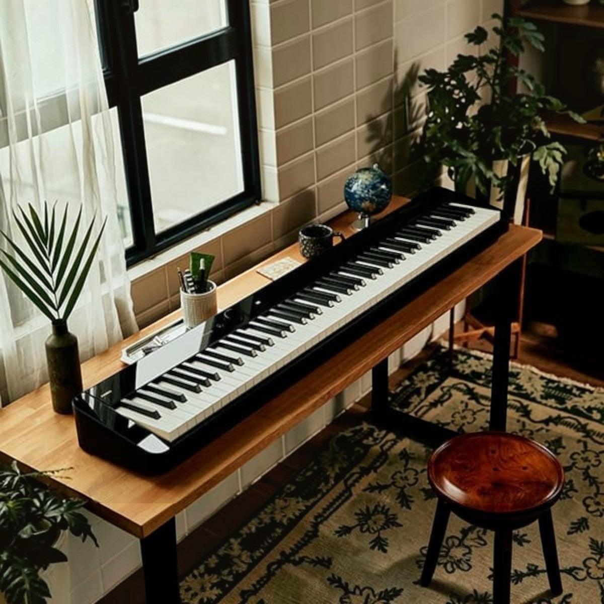Đàn piano điện Casio PX-S5000 màu đen tại Tân Nhạc Cụ với bàn phím gỗ-nhựa composite cao cấp và thiết kế mỏng gọn