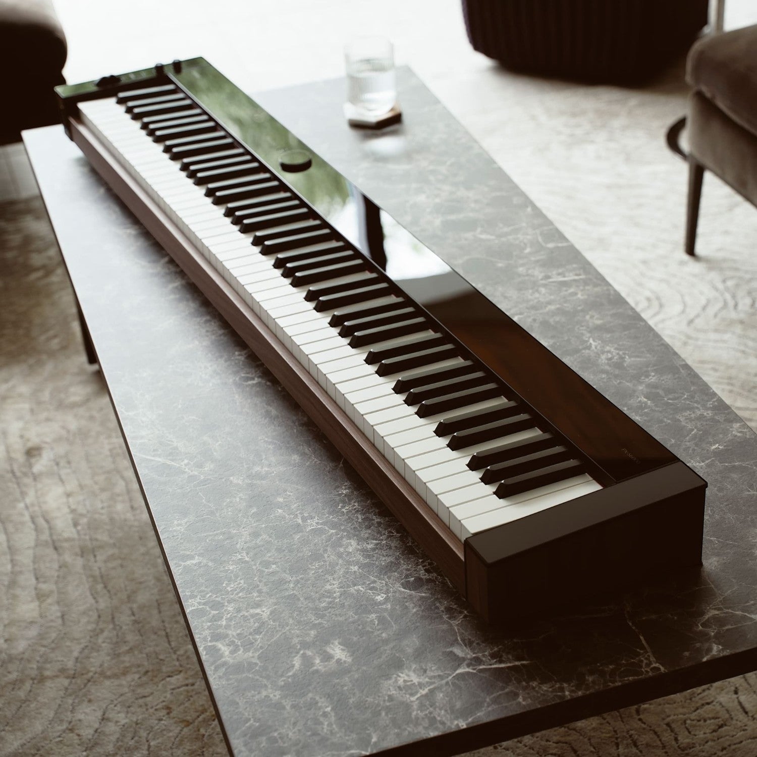 Đàn piano điện Casio PX-S6000 màu đen sang trọng với thiết kế mỏng gọn tại showroom TÂN NHẠC CỤ