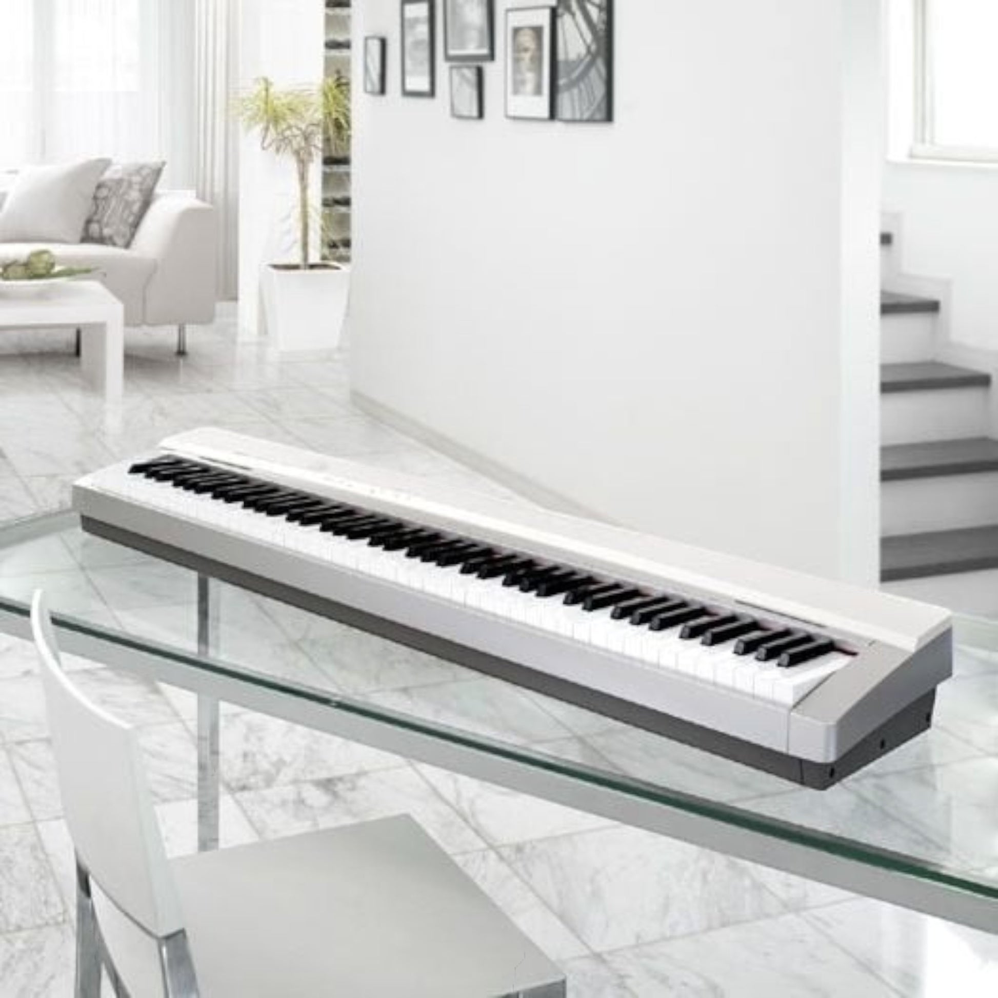 Đàn piano điện Casio PX130 màu trắng thiết kế gọn nhẹ tại showroom TÂN NHẠC CỤ