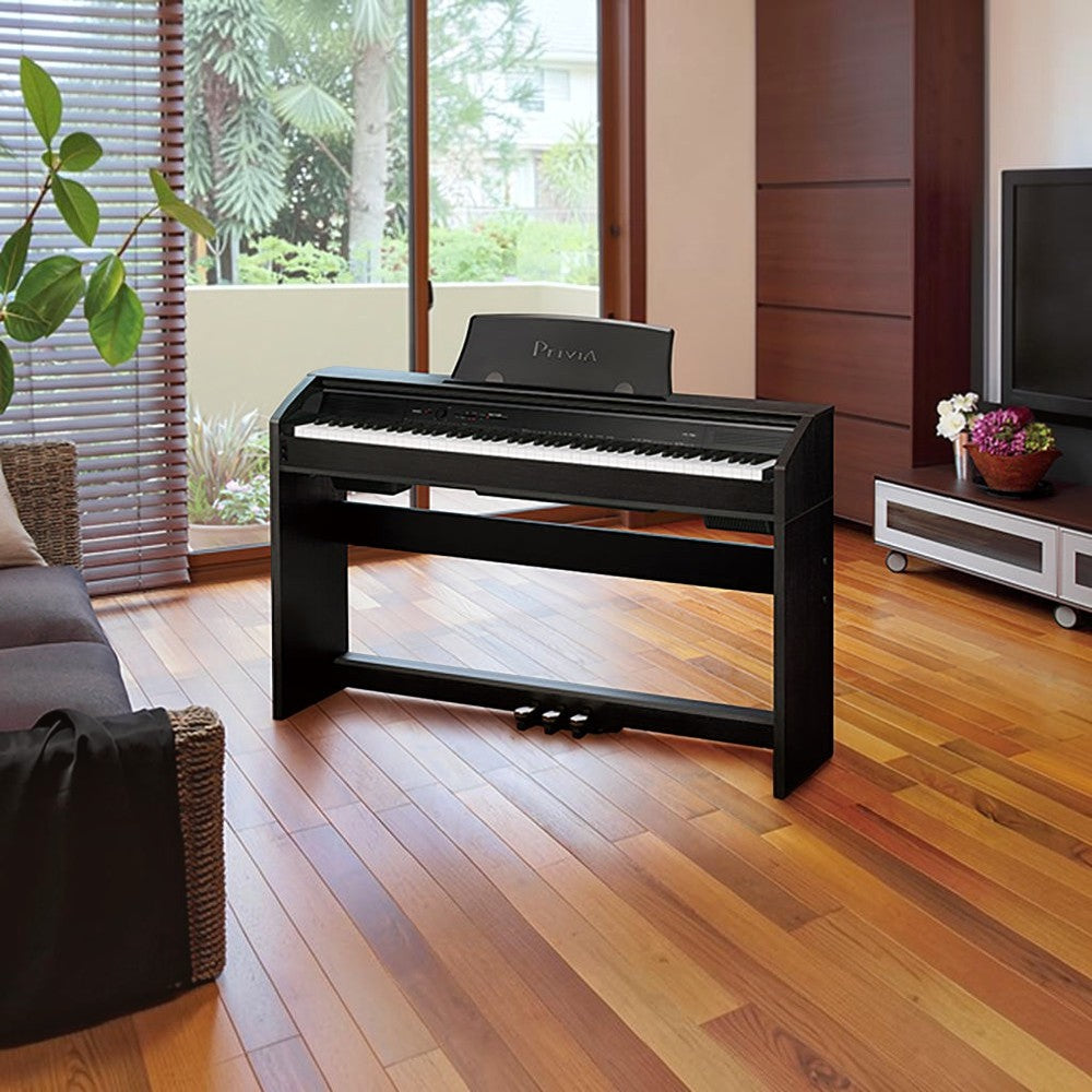 Đàn piano điện Casio PX750 màu đen dáng tủ sang trọng tại showroom Tân Nhạc Cụ
