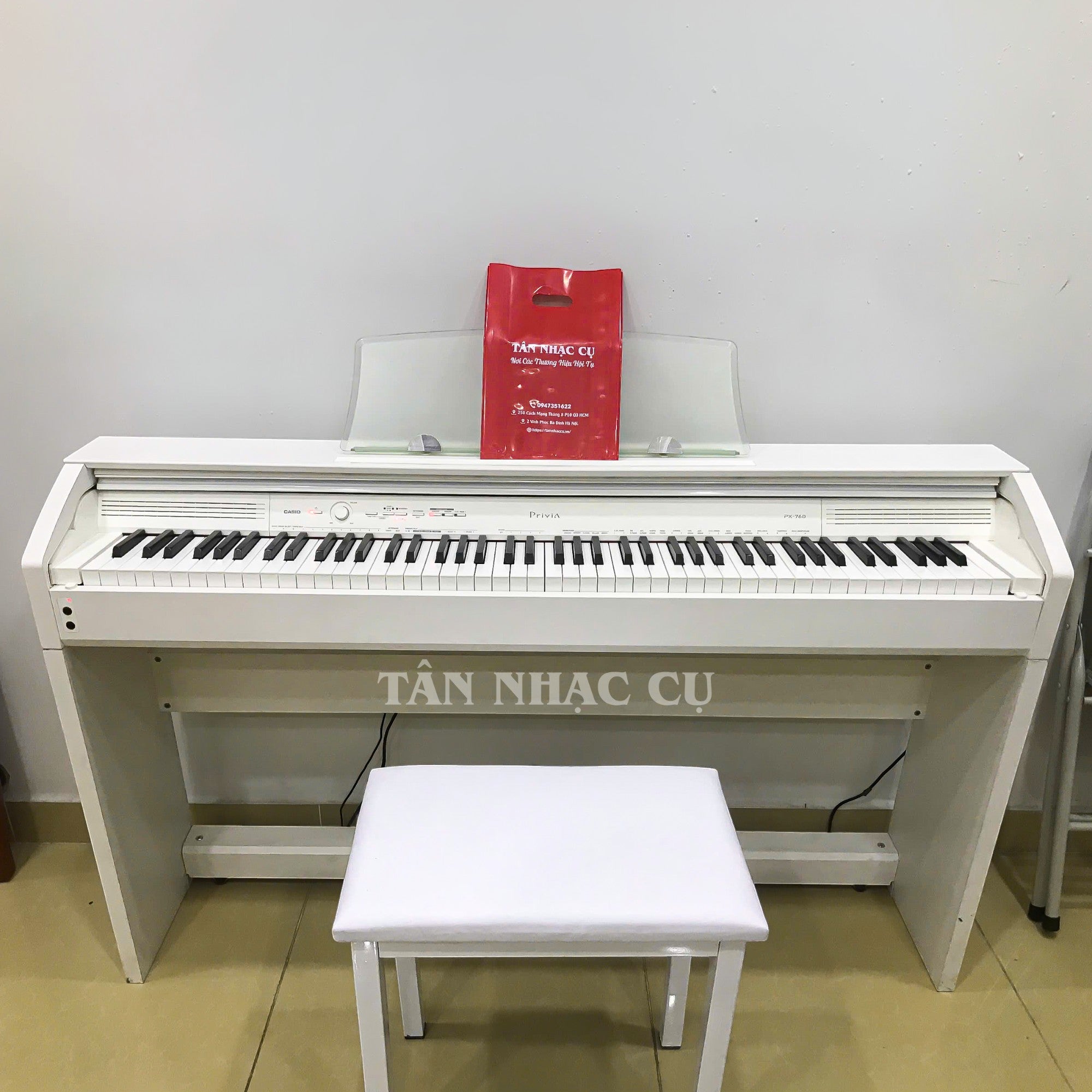 Đàn piano điện Casio PX760 màu trắng dáng tủ sang trọng tại TÂN NHẠC CỤ kèm ghế ngồi đồng bộ