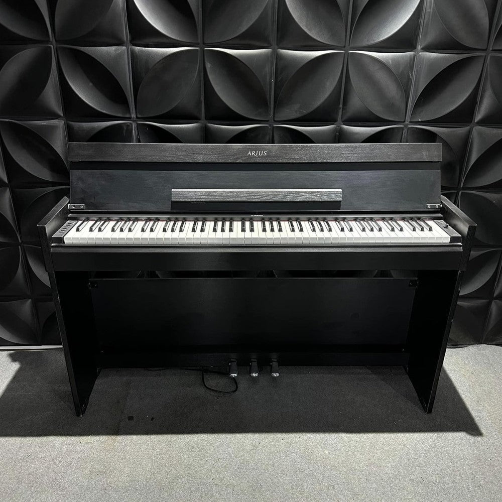 Đàn piano điện Casio PX830 màu đen dáng tủ thanh lịch tại Tân Nhạc Cụ với bàn phím búa 88 phím cảm biến nhạy