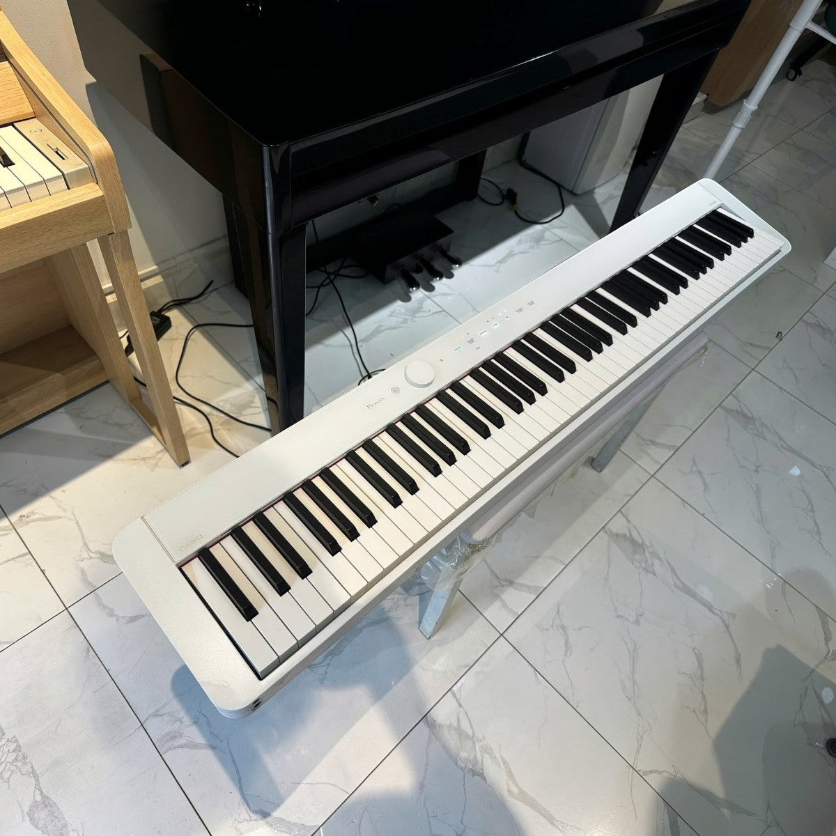 Đàn piano điện Casio PX-S1000 màu trắng thiết kế siêu mỏng tại cửa hàng TÂN NHẠC CỤ