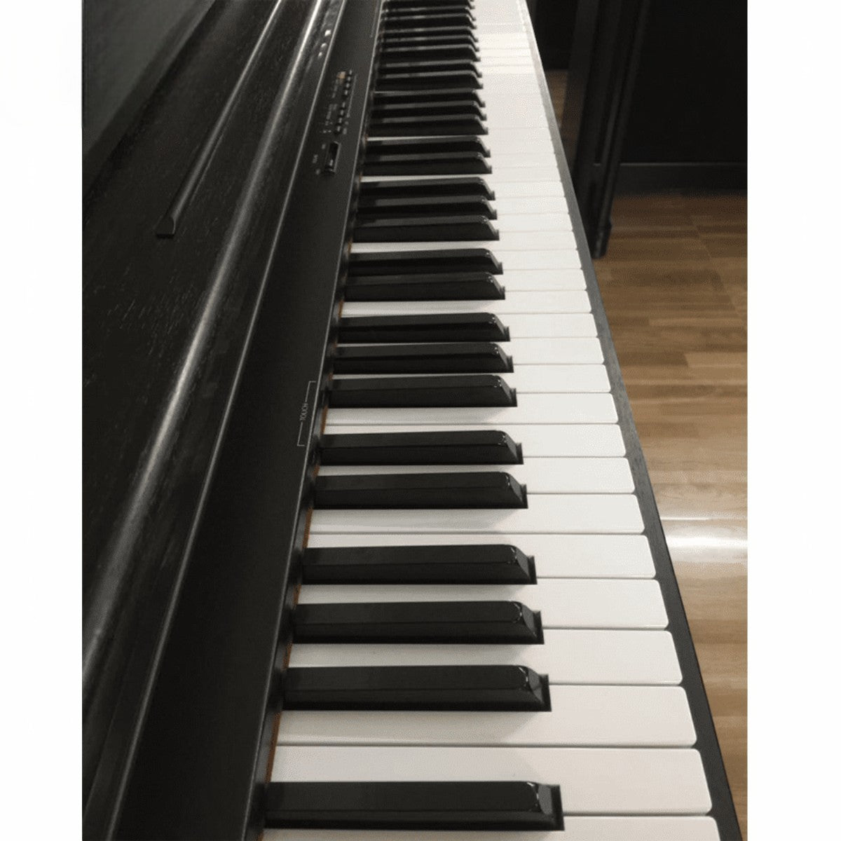 Bàn phím đàn piano điện Columbia EP1400 màu đen trắng tại TÂN NHẠC CỤ, thiết kế tinh tế cho người mới tập