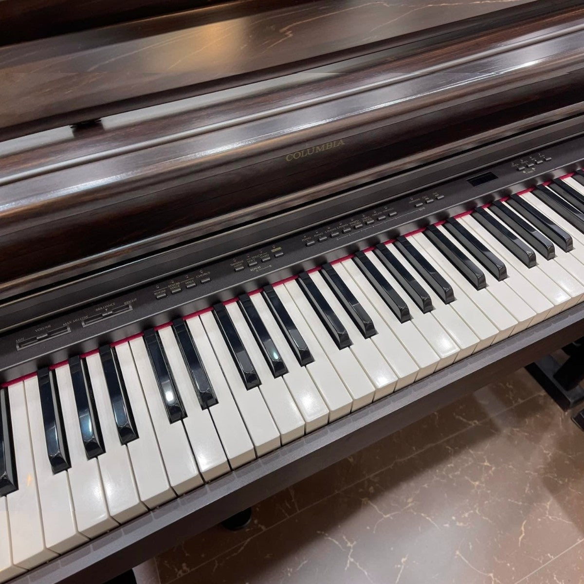 Đàn piano điện TÂN NHẠC CỤ Columbia EP1500 màu nâu gỗ thiết kế nhỏ gọn, bàn phím tiêu chuẩn cho người mới bắt đầu
