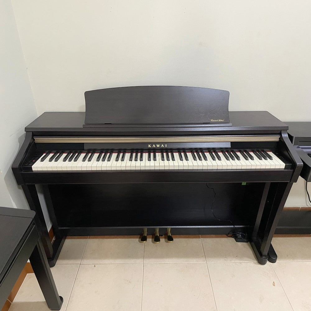 Đàn piano điện Kawai CA13 màu đen sang trọng với bàn phím gỗ RM3 Grand tại Tân Nhạc Cụ