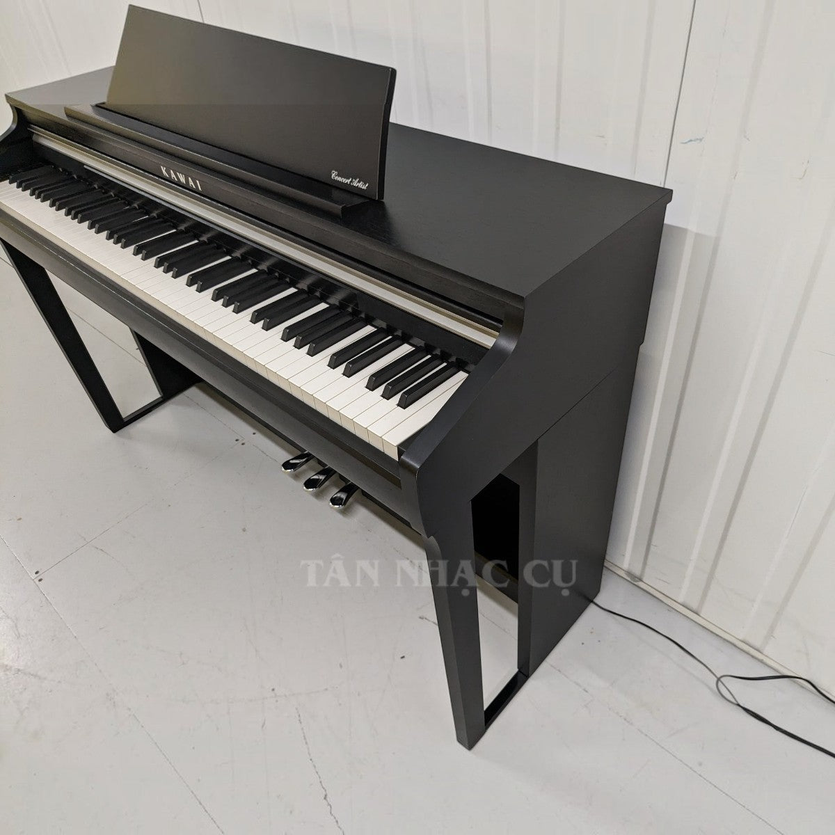 Đàn piano điện Kawai CA48 màu đen tại TÂN NHẠC CỤ với bàn phím gỗ Grand Feel Compact cao cấp
