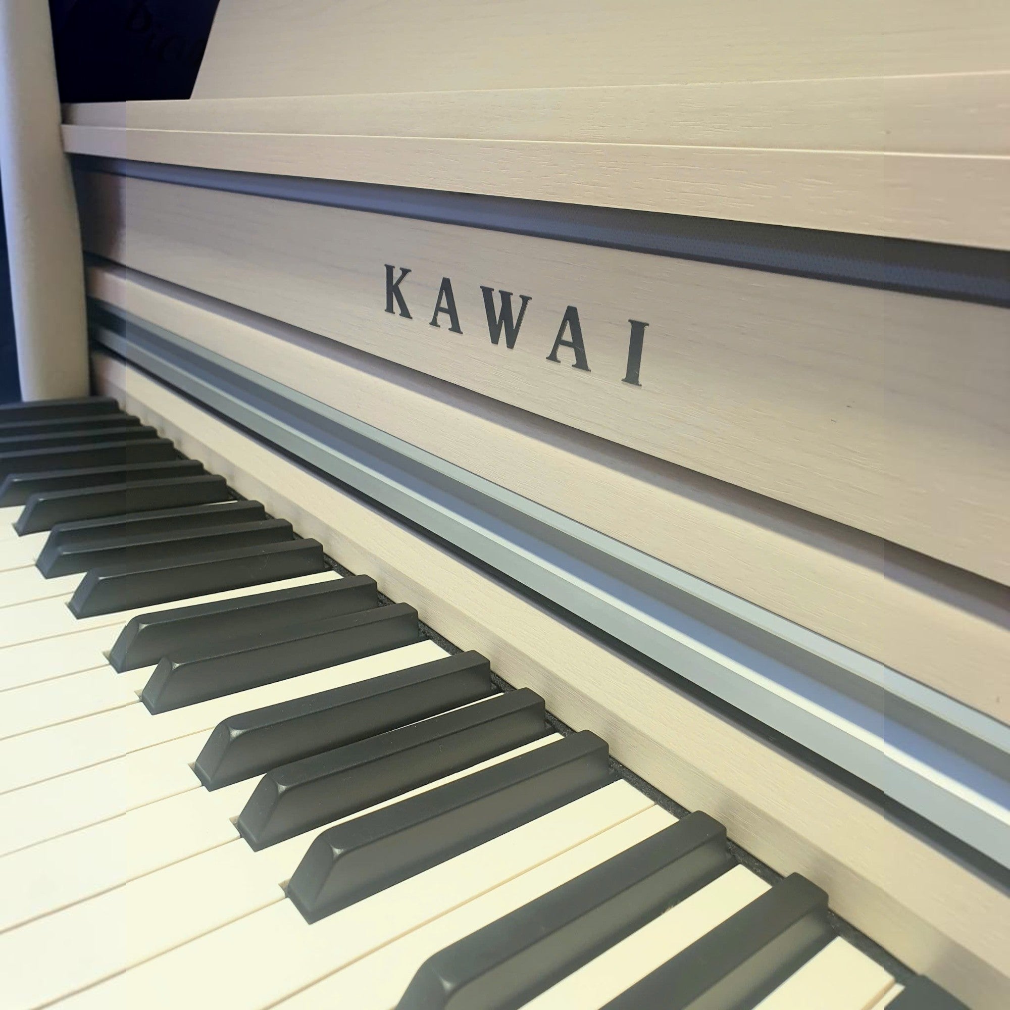 Đàn piano điện Kawai CA49 qua sử dụng với bàn phím gỗ Grand Feel Compact tại Tân Nhạc Cụ