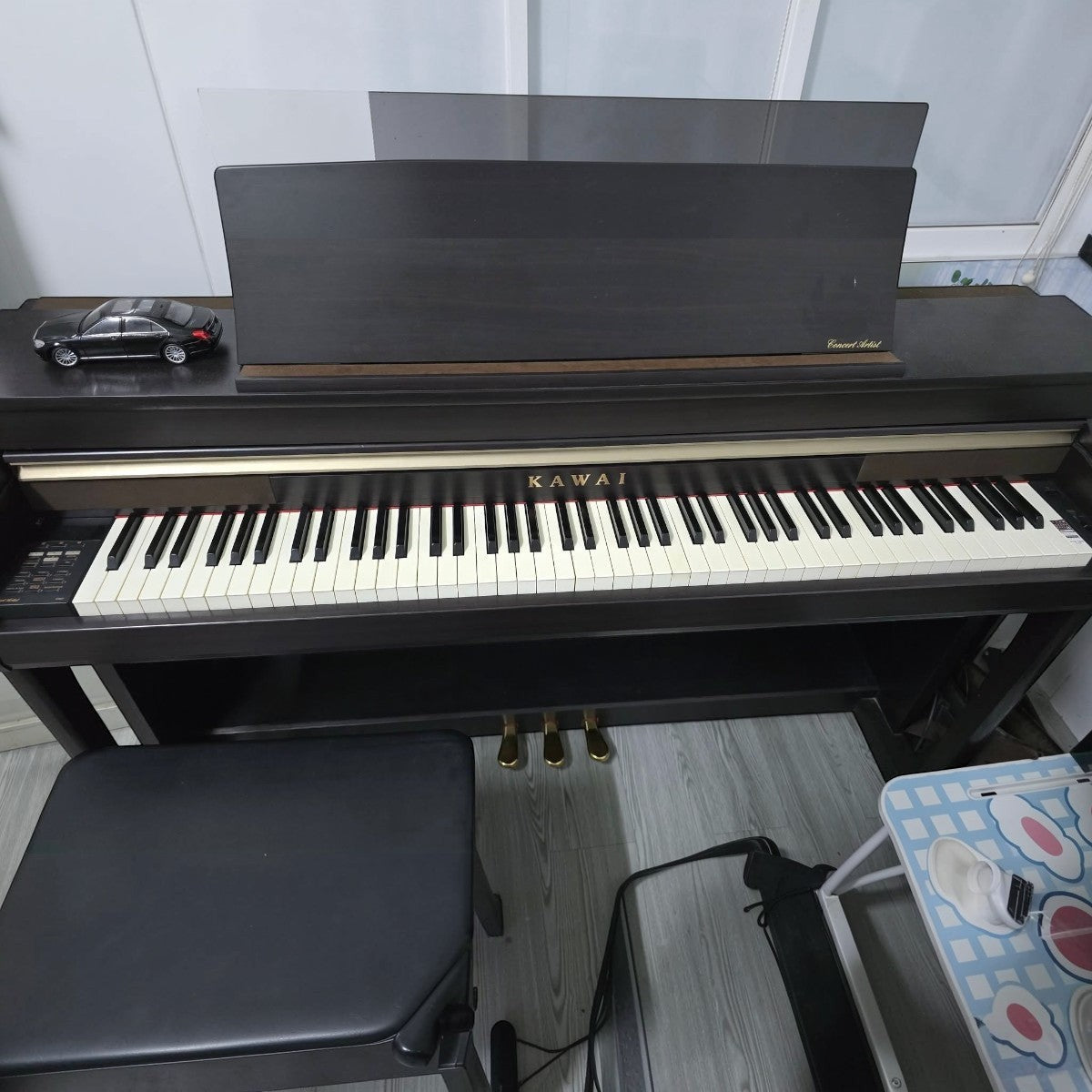 Đàn piano điện Kawai CA67 màu đen tại TÂN NHẠC CỤ với bàn phím gỗ Grand Feel II cao cấp