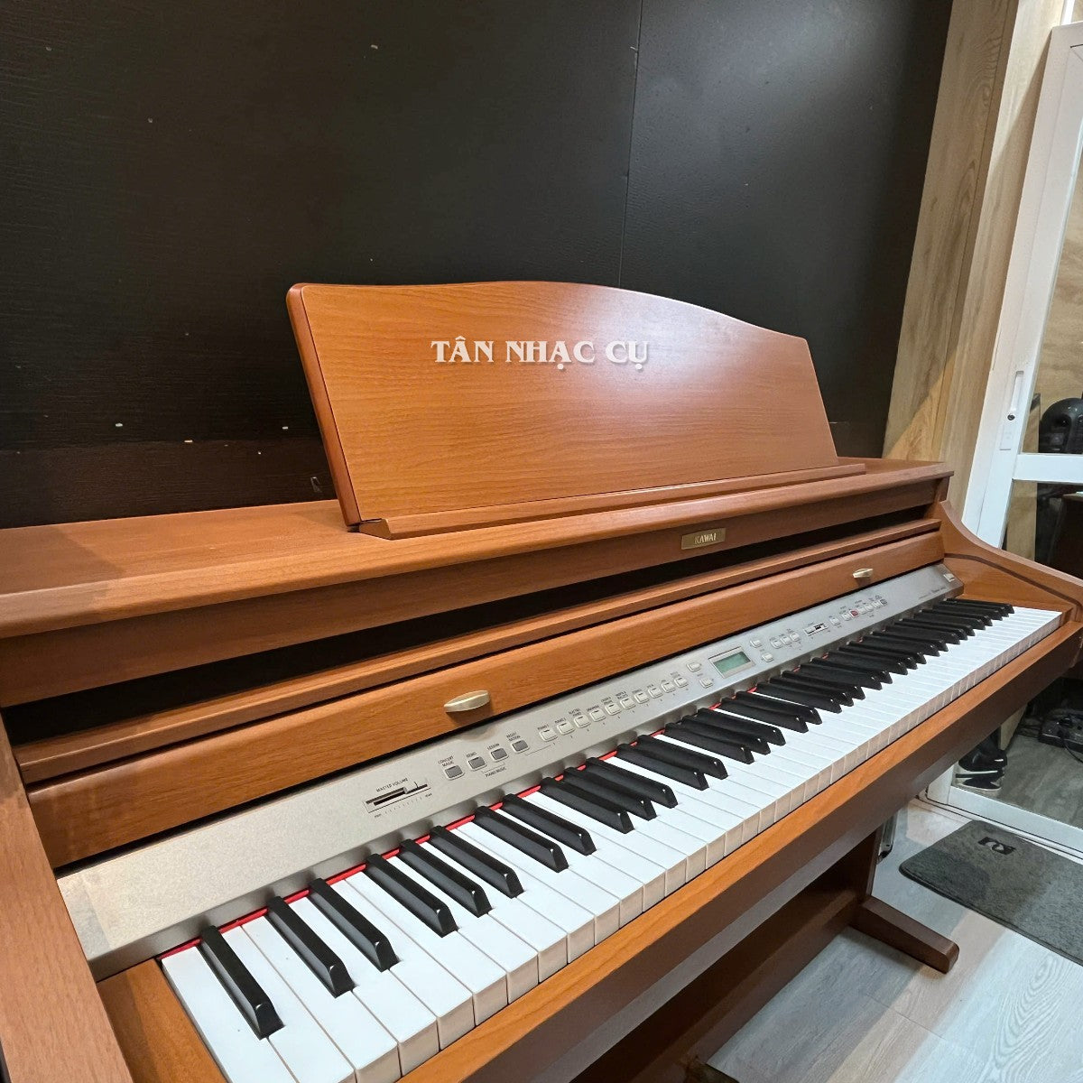 Đàn piano điện Kawai CA71 phím gỗ màu gỗ cherry tại TÂN NHẠC CỤ