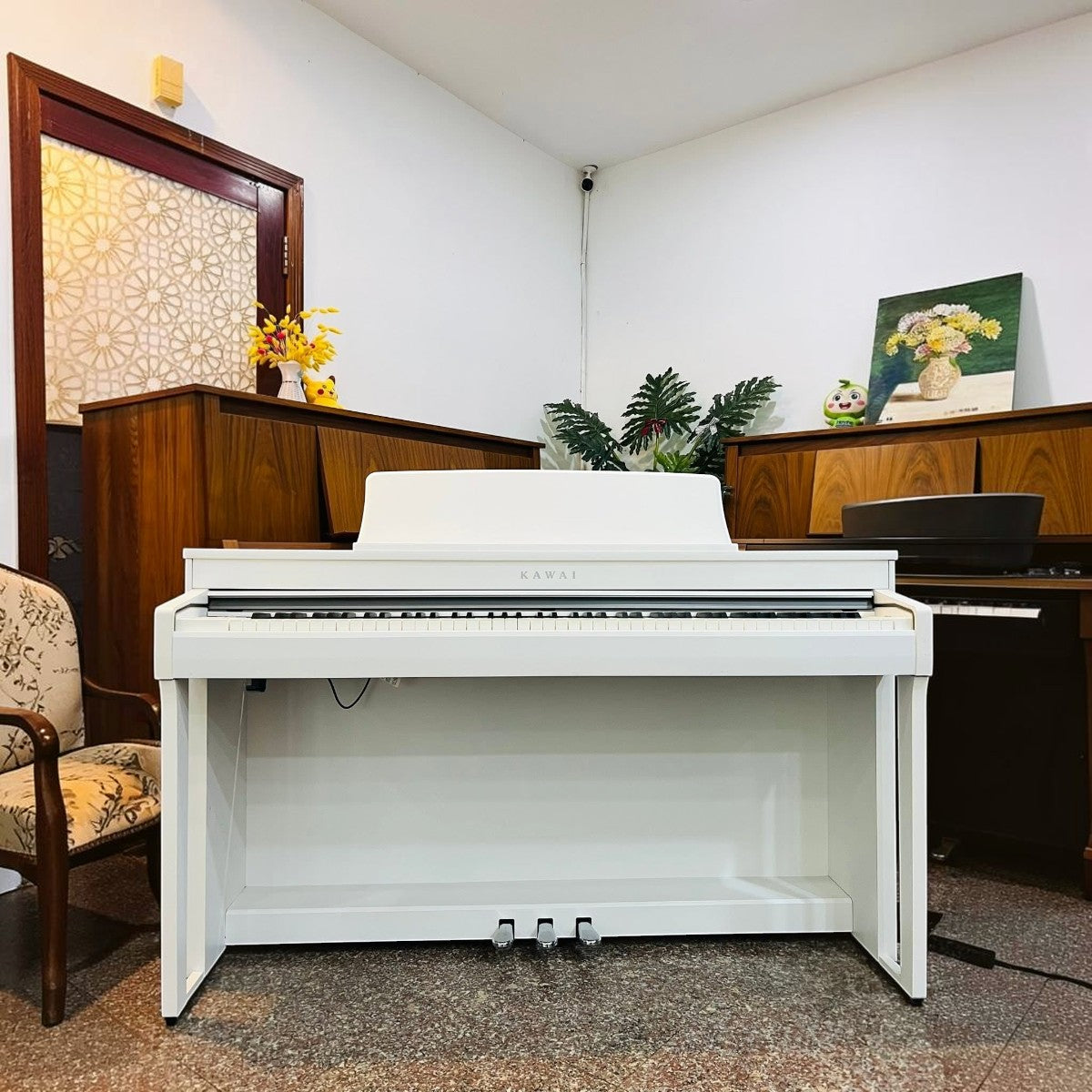 Đàn piano điện TÂN NHẠC CỤ Kawai CN370GP màu trắng thiết kế dáng grand thu nhỏ sang trọng