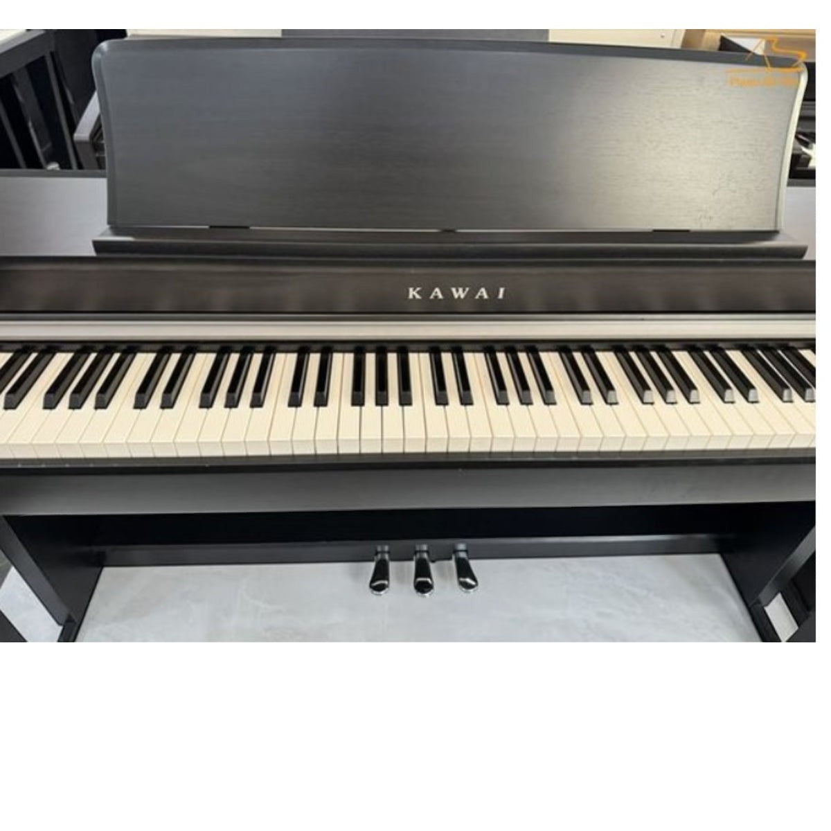 Đàn piano điện Kawai CN370GP màu đen sang trọng với bàn phím RHIII chân thực tại cửa hàng TÂN NHẠC CỤ