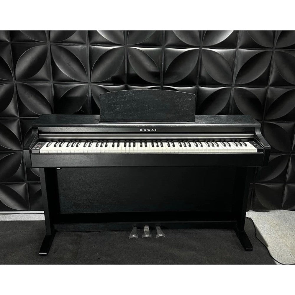 Đàn piano điện Kawai màu đen dáng tủ tại TÂN NHẠC CỤ với bàn phím 88 phím búa, thiết kế sang trọng và hiện đại