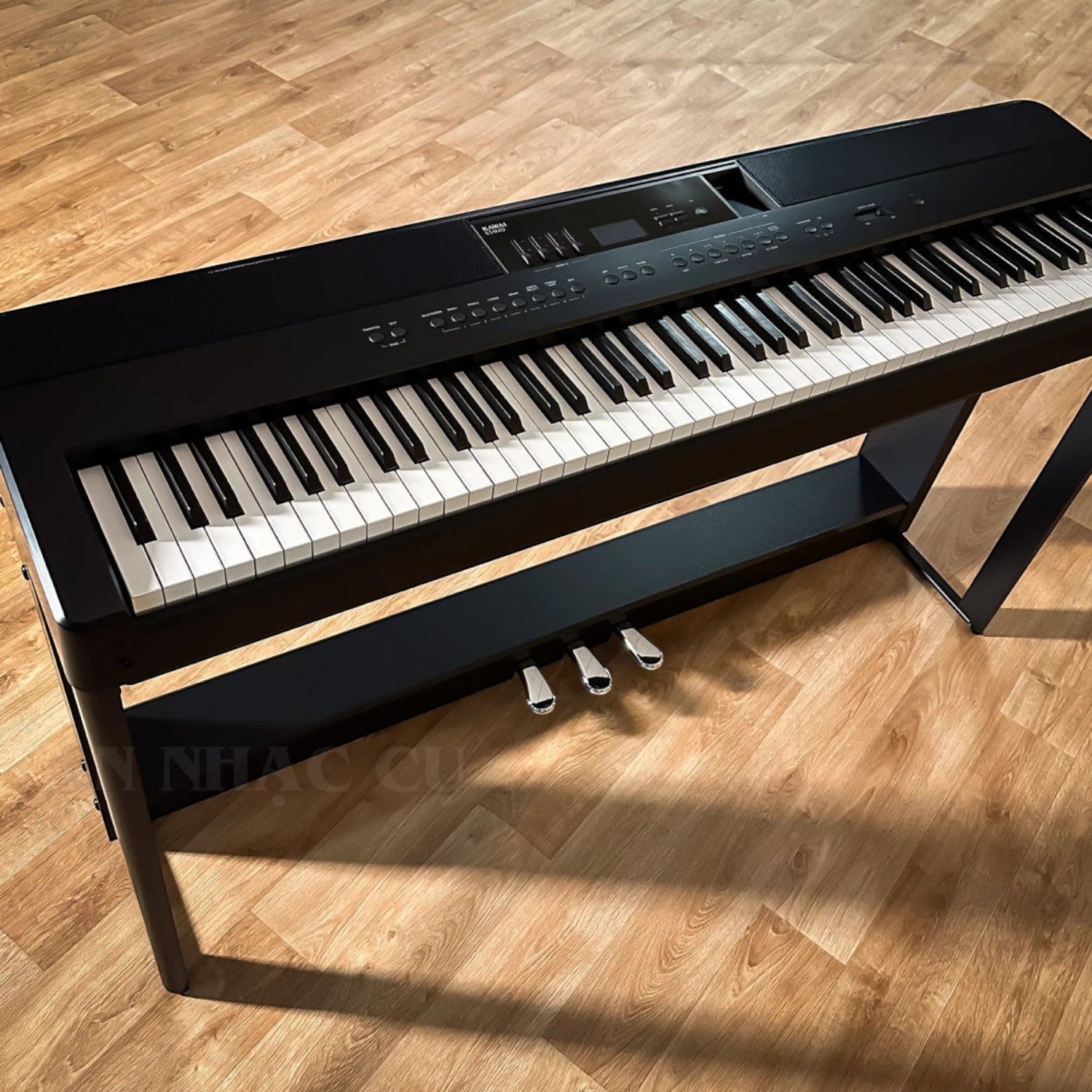 Đàn piano điện Kawai ES920 màu đen cao cấp tại TÂN NHẠC CỤ với bàn phím 88 phím búa Responsive Hammer III