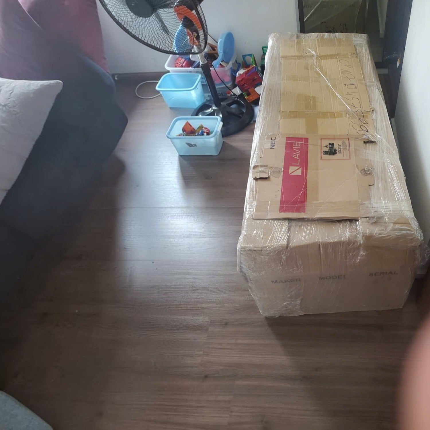 Thùng đàn piano điện Kawai ES920 mới nguyên hộp được bọc nilon bảo vệ tại TÂN NHẠC CỤ