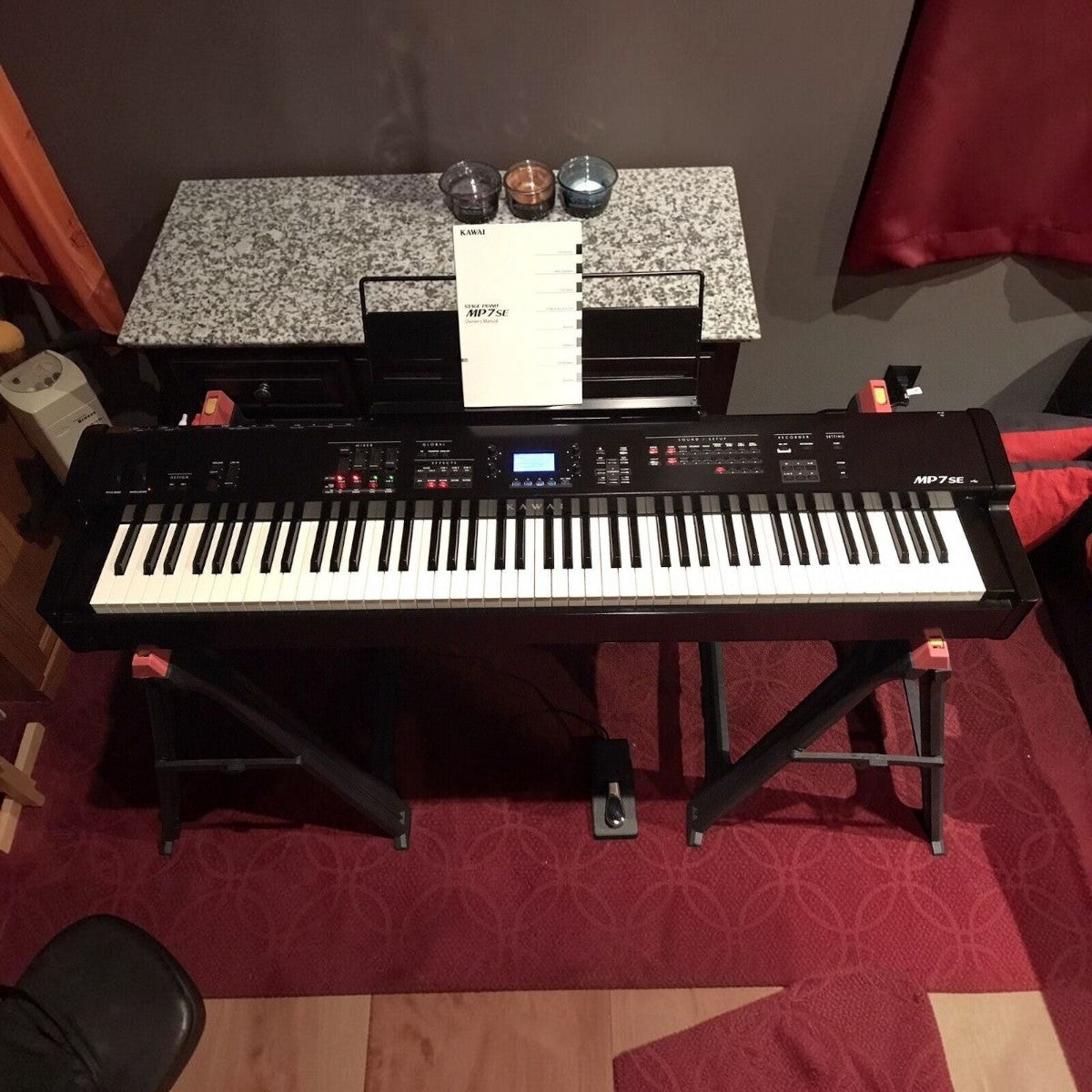 Đàn stage piano Kawai MP7SE màu đen chuyên nghiệp tại TÂN NHẠC CỤ với bàn phím búa 88 phím và bảng điều khiển trực quan