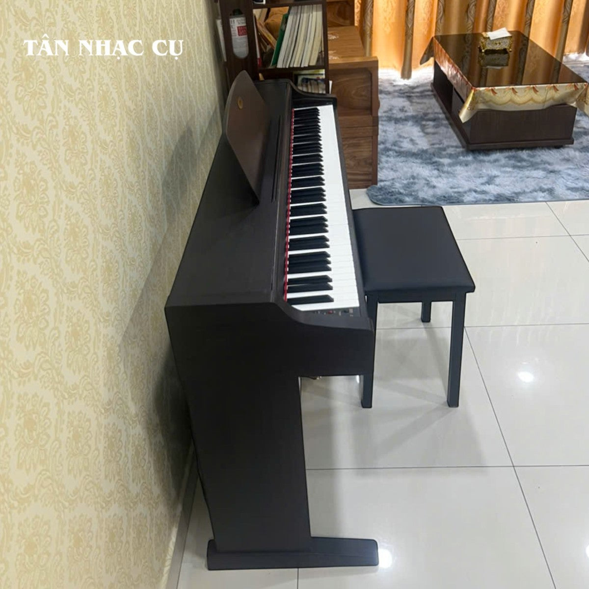 Đàn piano điện Kawai PN2 màu đen sang trọng tại showroom TÂN NHẠC CỤ