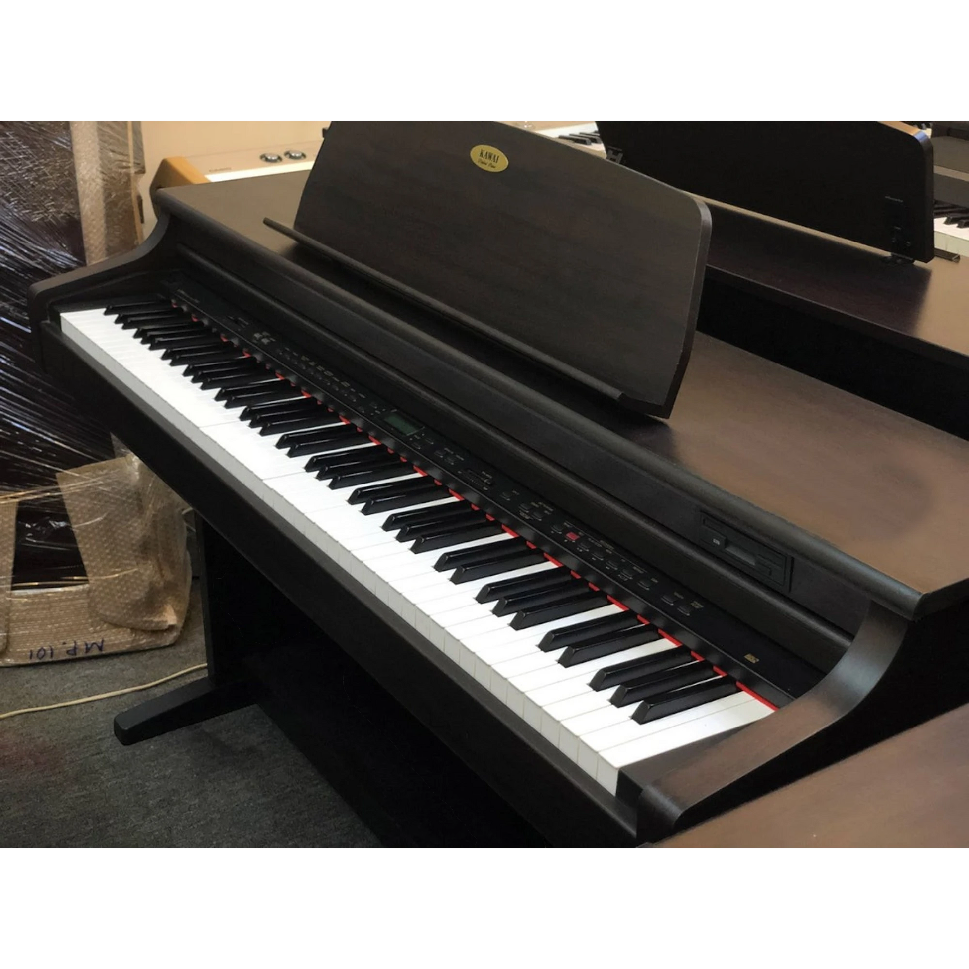 Đàn piano điện Kawai PN4 dáng tủ màu nâu gỗ sang trọng với 88 phím nặng tại cửa hàng TÂN NHẠC CỤ