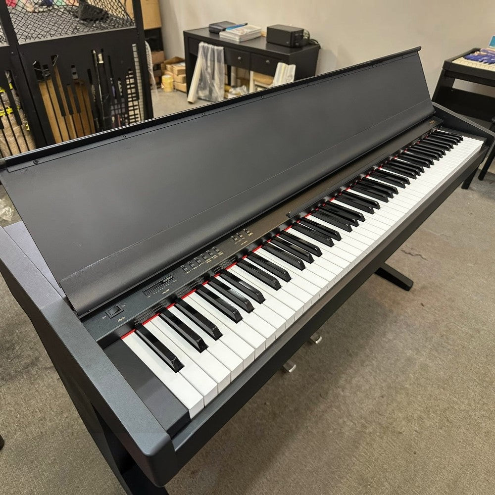 Đàn piano điện Kawai PN80 màu đen với bàn phím búa 88 phím tại cửa hàng TÂN NHẠC CỤ