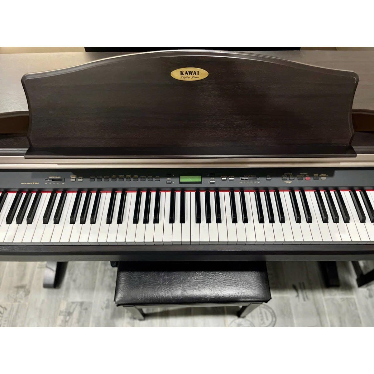 Đàn piano điện Kawai PW1000 dáng tủ màu nâu gỗ sang trọng với bàn phím gỗ cao cấp tại TÂN NHẠC CỤ
