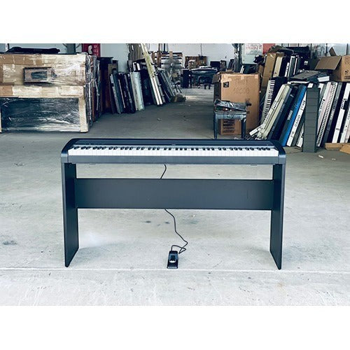 Đàn piano điện Korg B1 màu đen với bàn phím búa NH tại showroom TÂN NHẠC CỤ