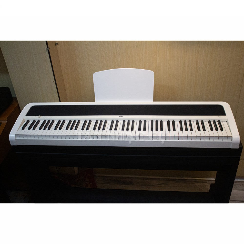 Đàn piano điện Korg B2 màu trắng thiết kế gọn nhẹ, bàn phím búa NH tại TÂN NHẠC CỤ