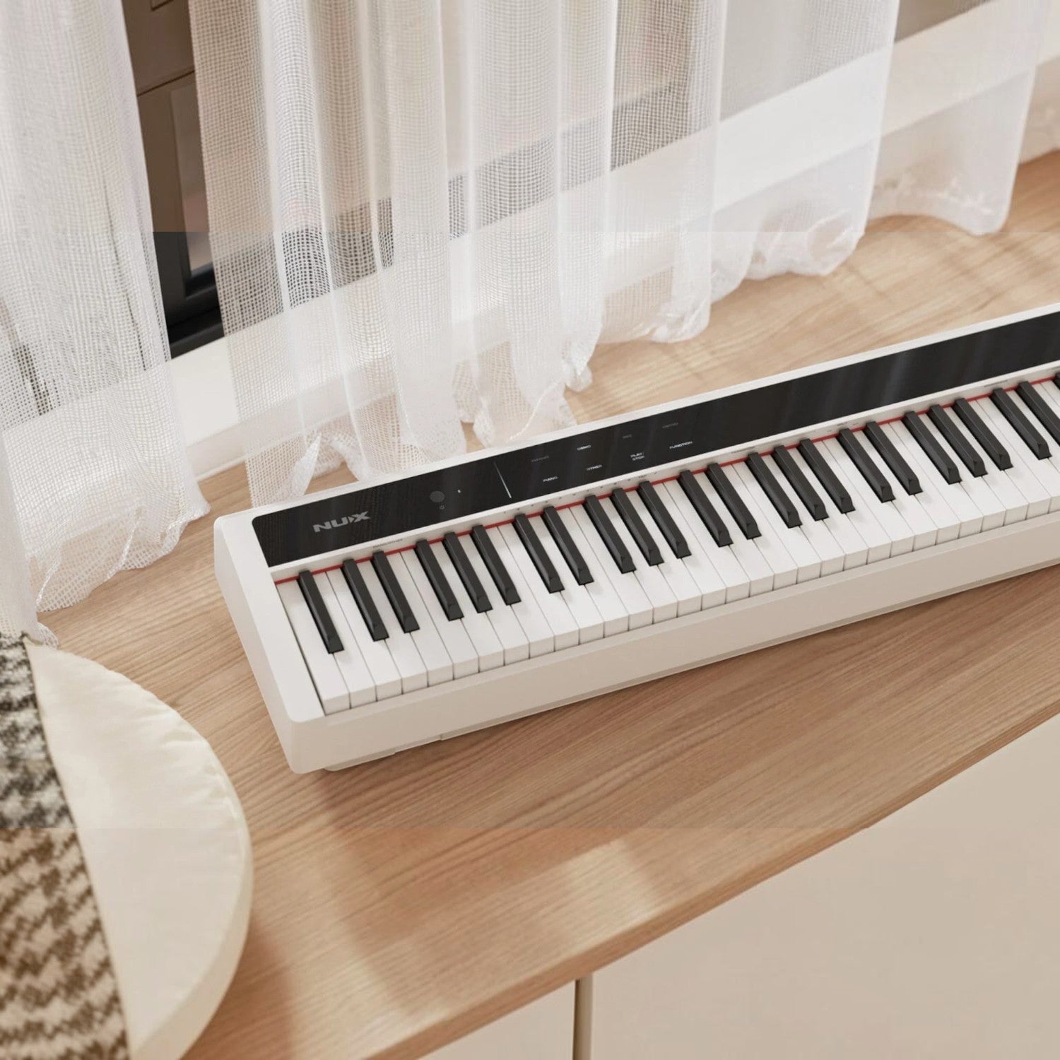 Đàn piano điện Nux NPK200 màu trắng hiện đại với bàn phím WKJ-03 chân thực tại cửa hàng TÂN NHẠC CỤ