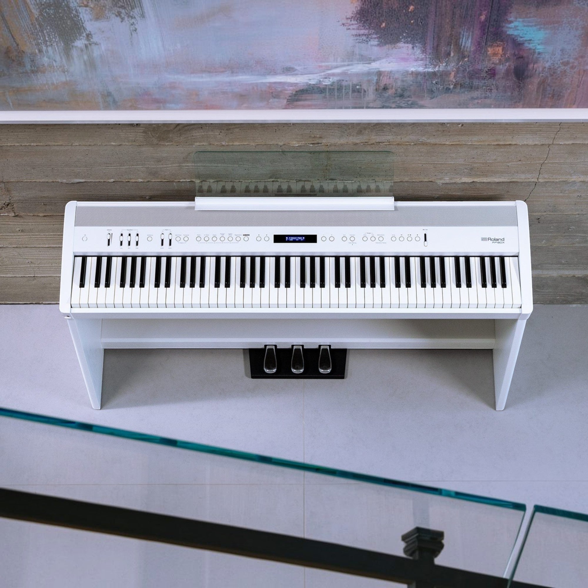 Đàn piano điện Roland FP-60X màu trắng tại TÂN NHẠC CỤ, thiết kế 88 phím búa PHA-4, có màn hình LCD và bảng điều khiển