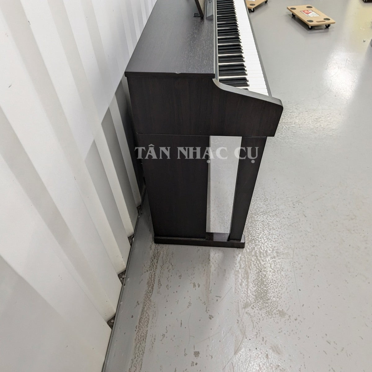 Đàn piano điện Roland HP504 màu đen dáng console tại Tân Nhạc Cụ