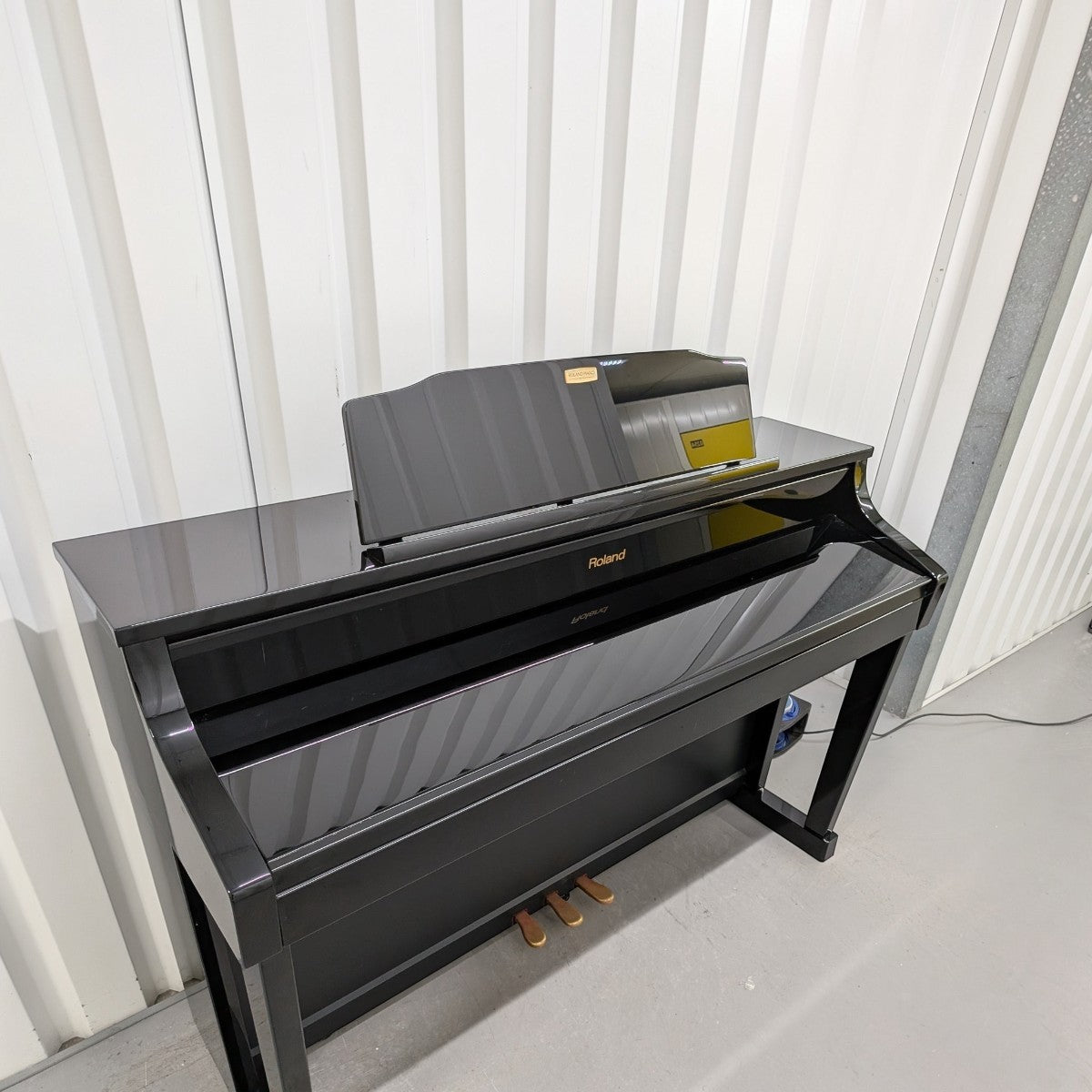 Đàn piano điện Roland HP508GP màu đen bóng gương sang trọng tại TÂN NHẠC CỤ