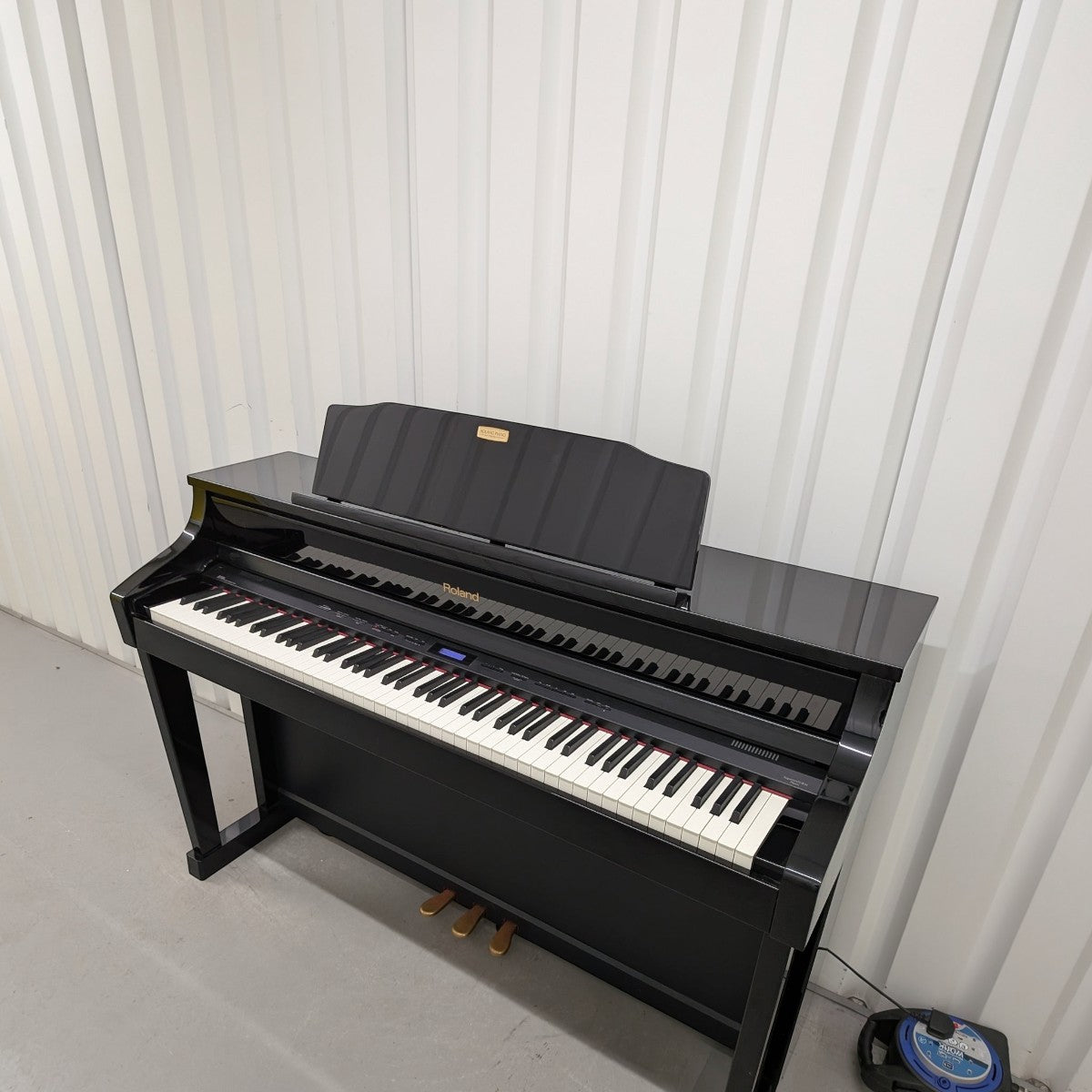 Đàn piano điện Roland HP508GP màu đen bóng gương sang trọng tại TÂN NHẠC CỤ