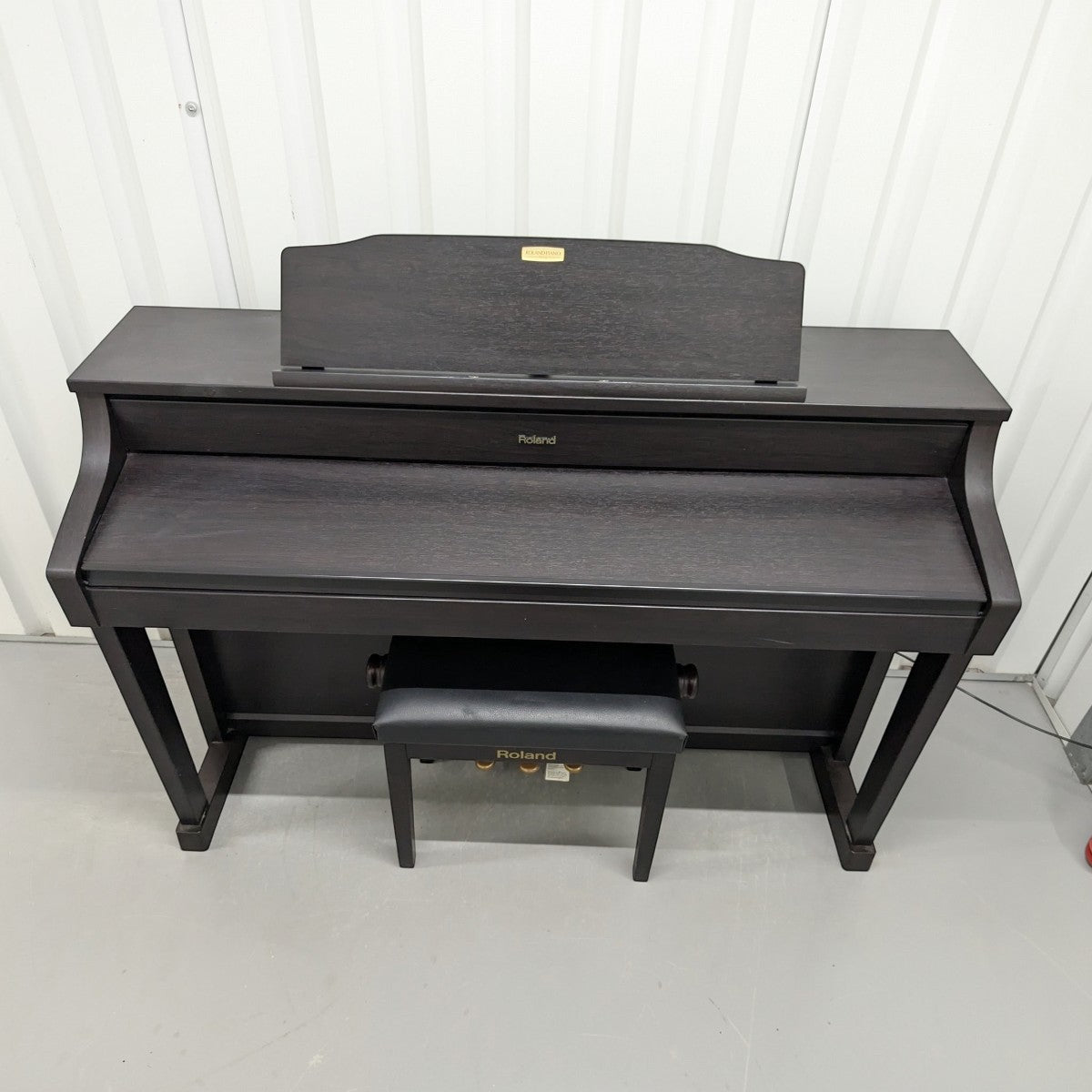 Đàn piano điện Roland HP508GP màu đen sang trọng tại TÂN NHẠC CỤ, thiết kế dáng tủ cao cấp với bàn phím búa PHA-4