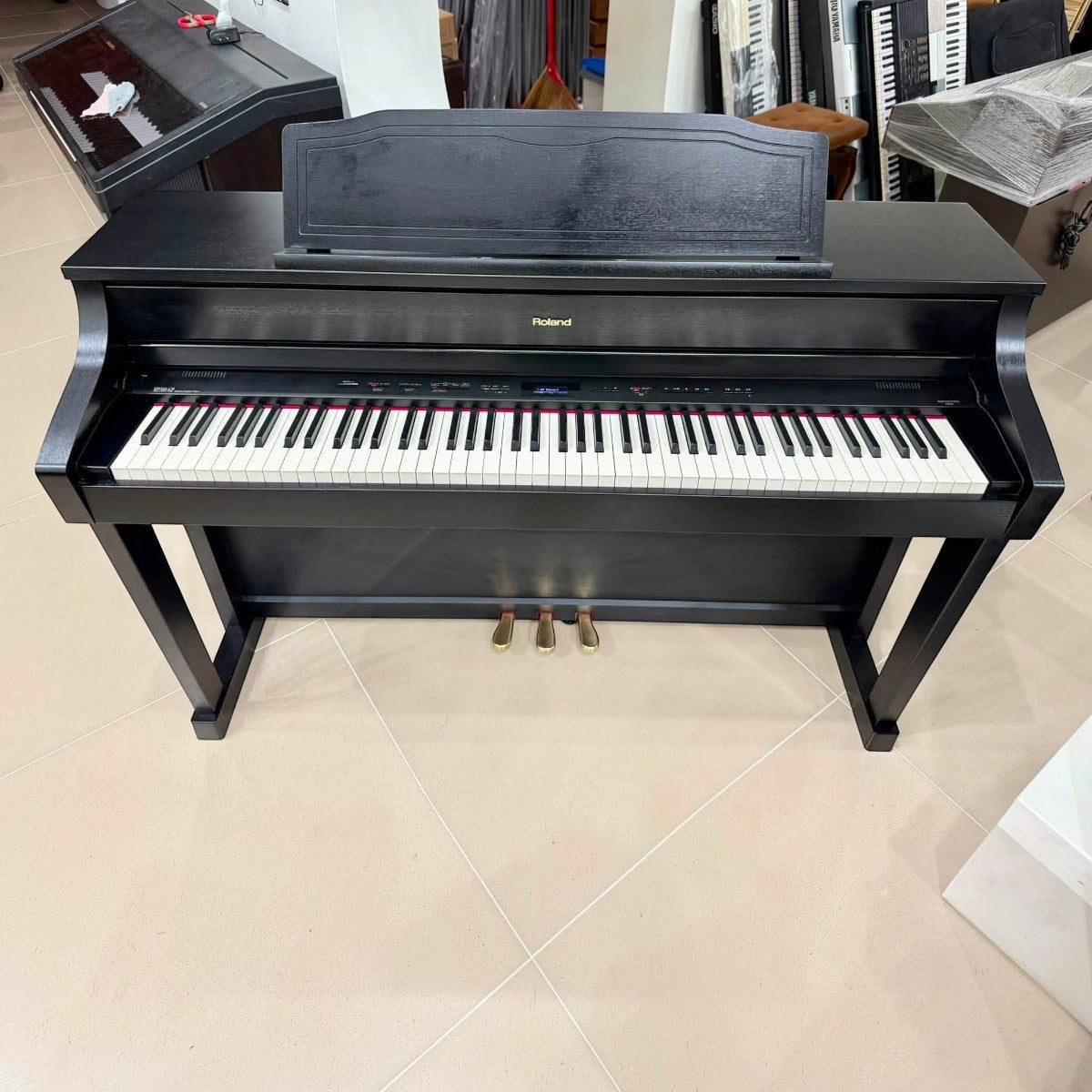 Đàn piano điện Roland HP508GP màu đen sang trọng tại cửa hàng TÂN NHẠC CỤ